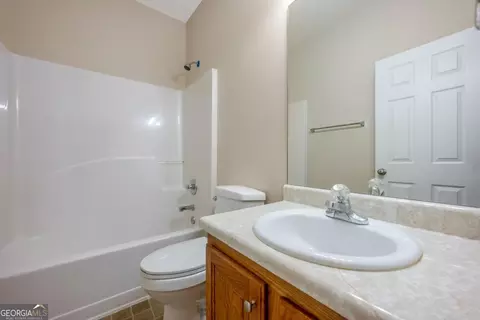Bath - 328 Yorkshire Trce, Hampton, GA 30228 photo 1 of 1