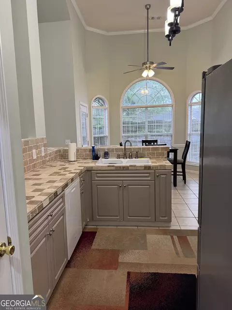 Kitchen - 115 Saint Marlo Dr, Centerville, GA 31028 photo 2 of 4