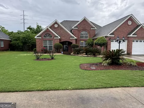 Exterior - 115 Saint Marlo Dr, Centerville, GA 31028 photo 2 of 8