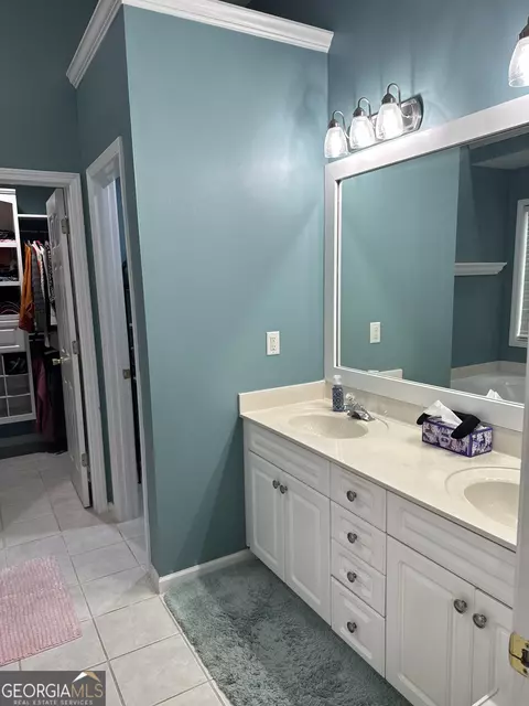 Bath - 115 Saint Marlo Dr, Centerville, GA 31028 photo 2 of 3