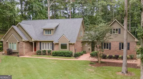 107 Rolling Grn, Peachtree City, GA 30269
