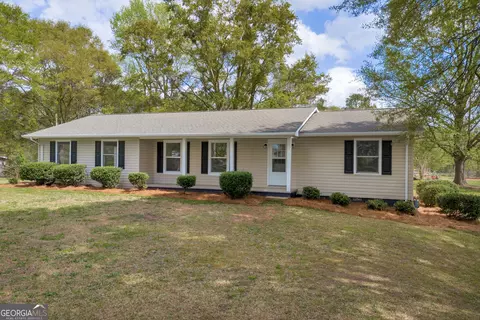 120 Stone Bridge Ter, Lavonia, GA 30553