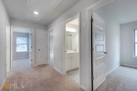 Entry Way - 1731 Goodwin Dr, Hampton, GA 30228 photo 5 of 10