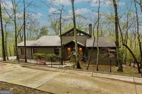 56 Bee Tree Ridge Dr, Jasper, GA 30143