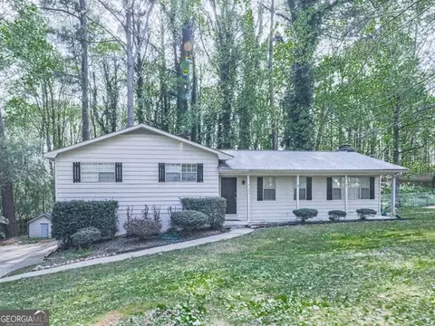 1090 Tanglewood, Woodstock, GA 30189