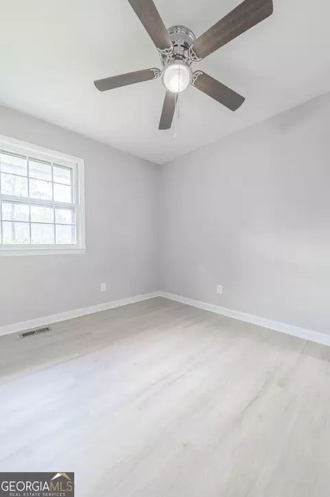 Bedroom - 306 Juniper Rd, Warner Robins, GA 31093 photo 4 of 7