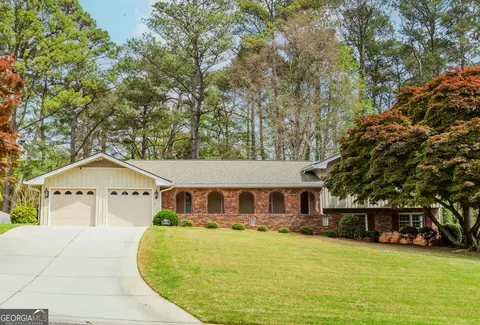 1152 Old Coach Rd, Stone Mountain, GA 30083