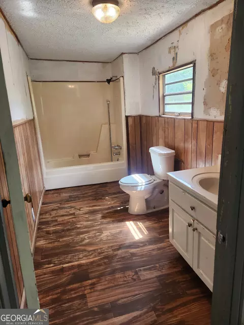 Bath - 34 Pine St, Porterdale, GA 30014 photo 1 of 1