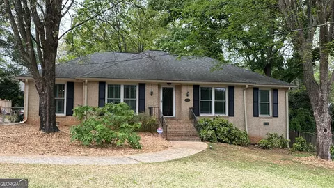 4233 Bonaparte Ct, Tucker, GA 30084