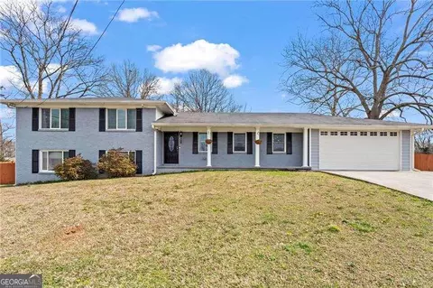 2984 Bayard St, East Point, GA 30344
