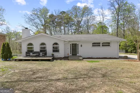 5906 Rosie Ln SE, Mableton, GA 30126