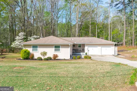 135 Deep Forest Ln, Fayetteville, GA 30215