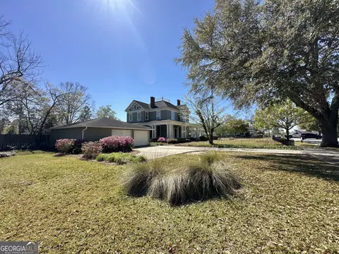 41 Huckabee St, Mcrae-helena, GA 31055