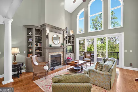 Living - 804 Eagleview, Anderson, SC 29625 photo 2 of 3