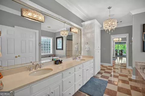 Bath - 804 Eagleview, Anderson, SC 29625 photo 2 of 4