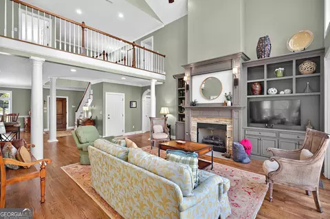 Living - 804 Eagleview, Anderson, SC 29625 photo 3 of 3