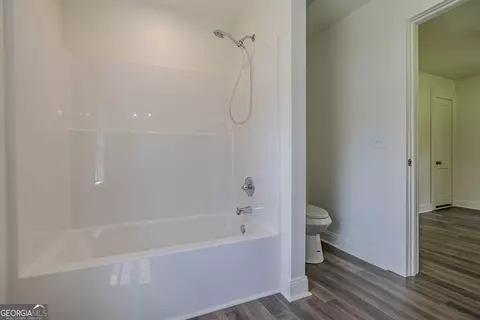 Bath - 8 Mill St, Cave Spring, GA 30124 photo 3 of 3