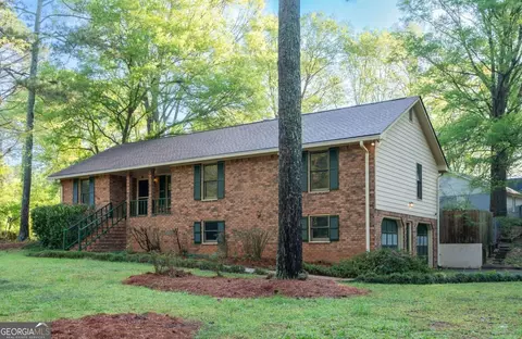 103 Woodhaven Dr, Cartersville, GA 30120