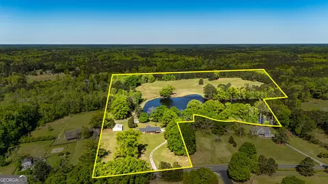 295-297 Hardy Rd, Brooks, GA 30205