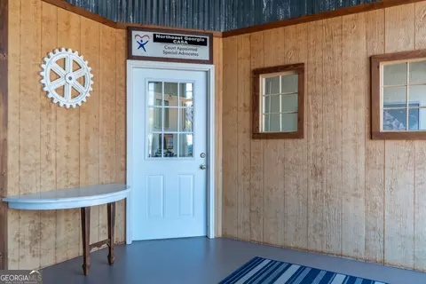 Entry Way - 18 W Currahee St, Toccoa, GA 30577 photo 2 of 8