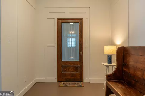 Entry Way - 18 W Currahee St, Toccoa, GA 30577 photo 5 of 8