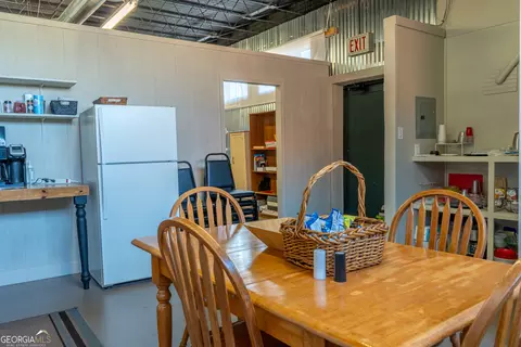 Dining - 18 W Currahee St, Toccoa, GA 30577 photo 5 of 5
