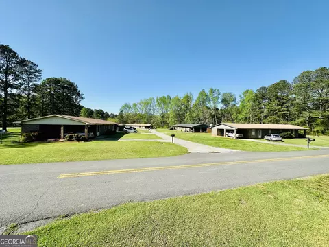 290 Donahoo Rd SE, Silver Creek, GA 30173