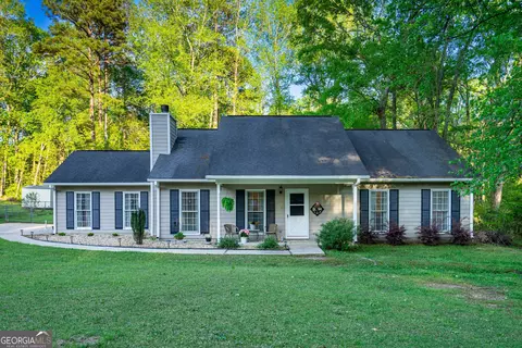 114 Rockwell Dr, Lagrange, GA 30240