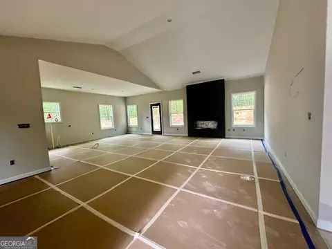 Living - 302 Lakeside Dr #LOT 74, Lagrange, GA 30240 photo 1 of 3