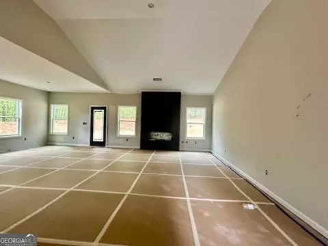 Living - 302 Lakeside Dr #LOT 74, Lagrange, GA 30240 photo 2 of 3