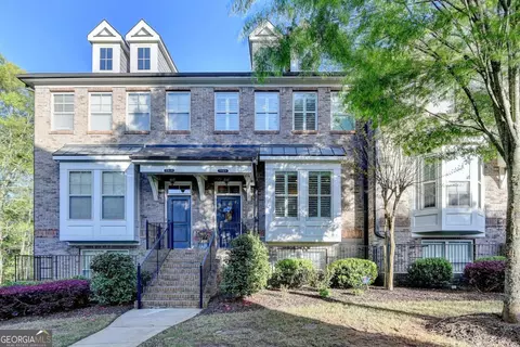 7920 Willoughby Ct, Alpharetta, GA 30005