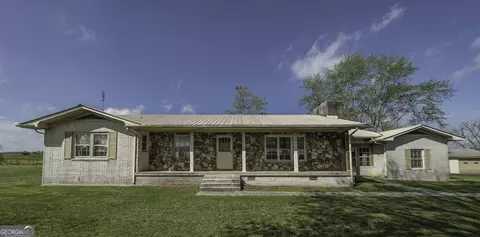 2095 Campbell St, Fyffe, AL 35971