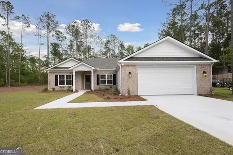 47 Aspen Ln, Ellabell, GA 31308