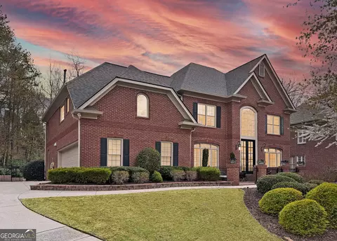 9250 Nesbit Lakes Dr, Alpharetta, GA 30022