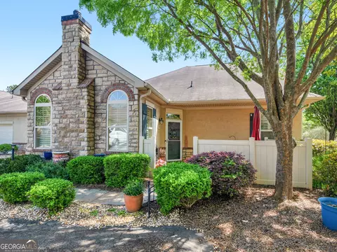 307 Gladstone Dr, Mcdonough, GA 30253