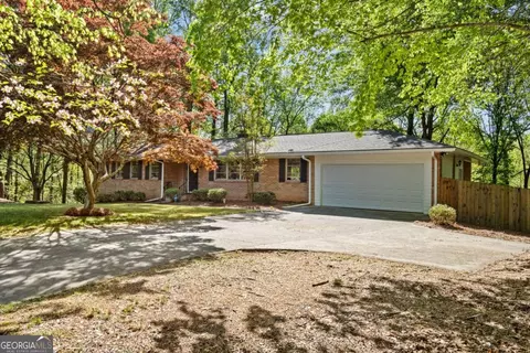 1618 Cooper Lake Rd SE, Smyrna, GA 30082