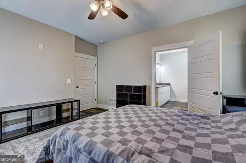 Bedroom - 239 Fox Rd, Griffin, GA 30224 photo 4 of 11
