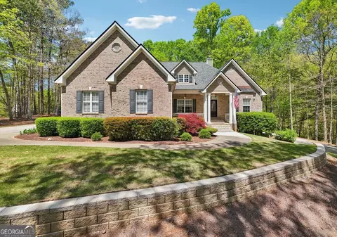 45 Harvey Ave, Covington, GA 30016
