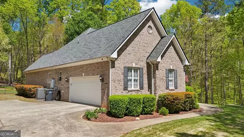45 Harvey Ave, Covington, GA 30016 photo 9