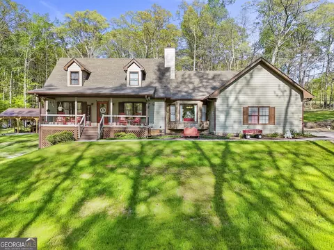 140 Crimson Rdg, Tyrone, GA 30290