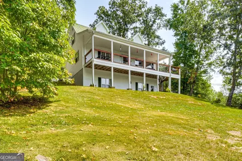 1912 Bearmeat Village Rd, Hiawassee, GA 30546