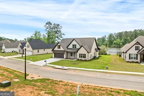 423 Lakeview Way, Lagrange, GA 30241 photo 2