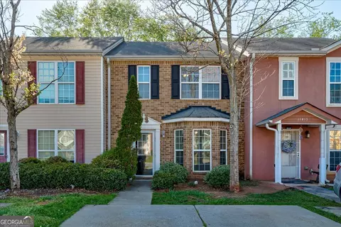 11419 S Grove Dr, Hampton, GA 30228