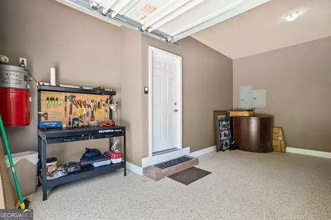 Entry Way - 2060 Dixie Rd, Covington, GA 30014 photo 3 of 3