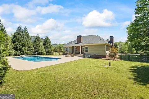 Exterior - 2060 Dixie Rd, Covington, GA 30014 photo 12 of 17