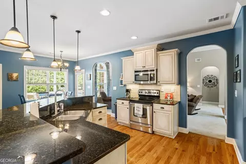 Kitchen - 2060 Dixie Rd, Covington, GA 30014 photo 2 of 3