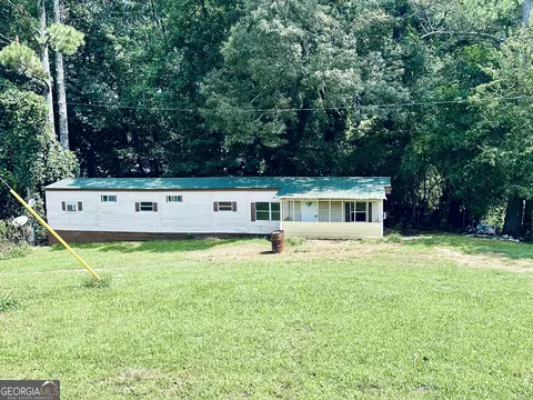 4199 Wagon Trl, Loganville, GA 30052