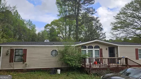 565 Leonard Rd, Lagrange, GA 30241