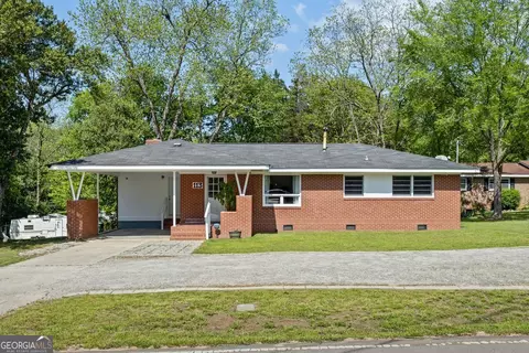 113 Martin Luther King Jr Dr, Eatonton, GA 31024