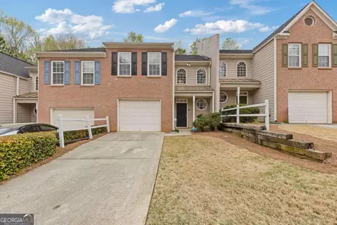 331 Parkview Manor Dr, Tucker, GA 30084